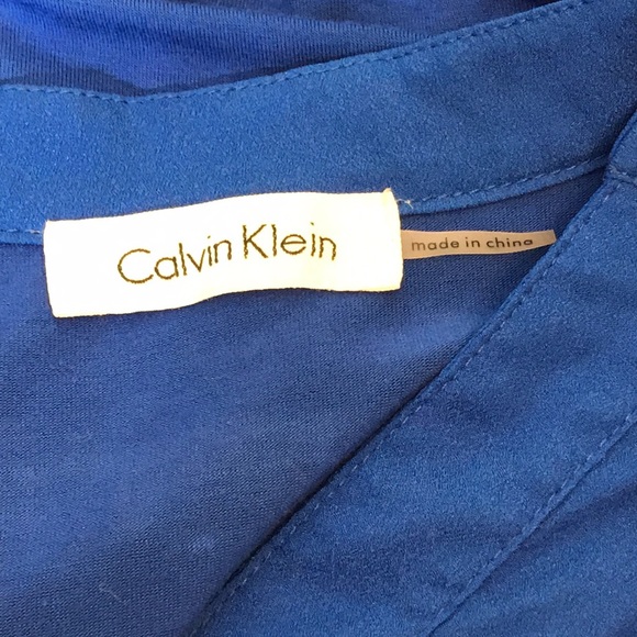 Royal blue long sleeve button down Calvin Klein woman’s blouse - Picture 5 of 6